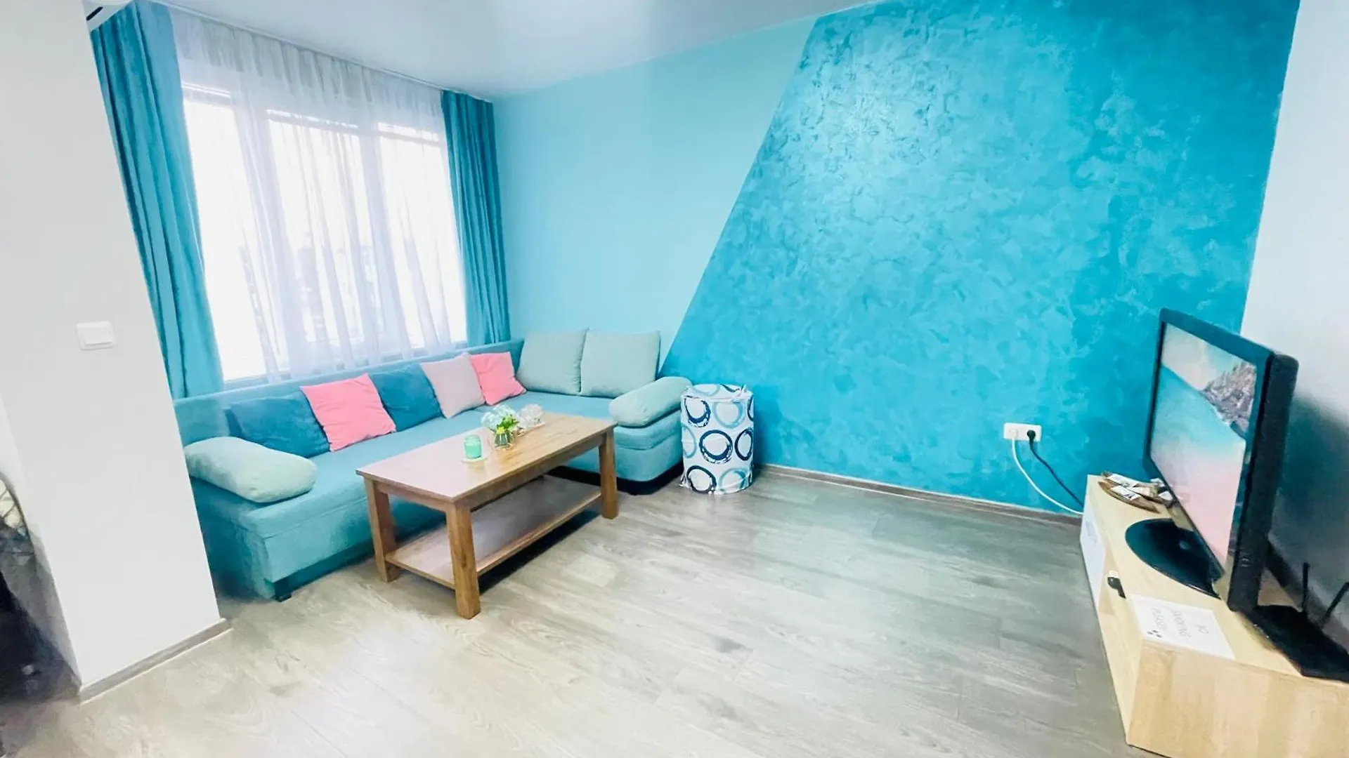 Apartament By The Sea - Central With Free Parking Varna