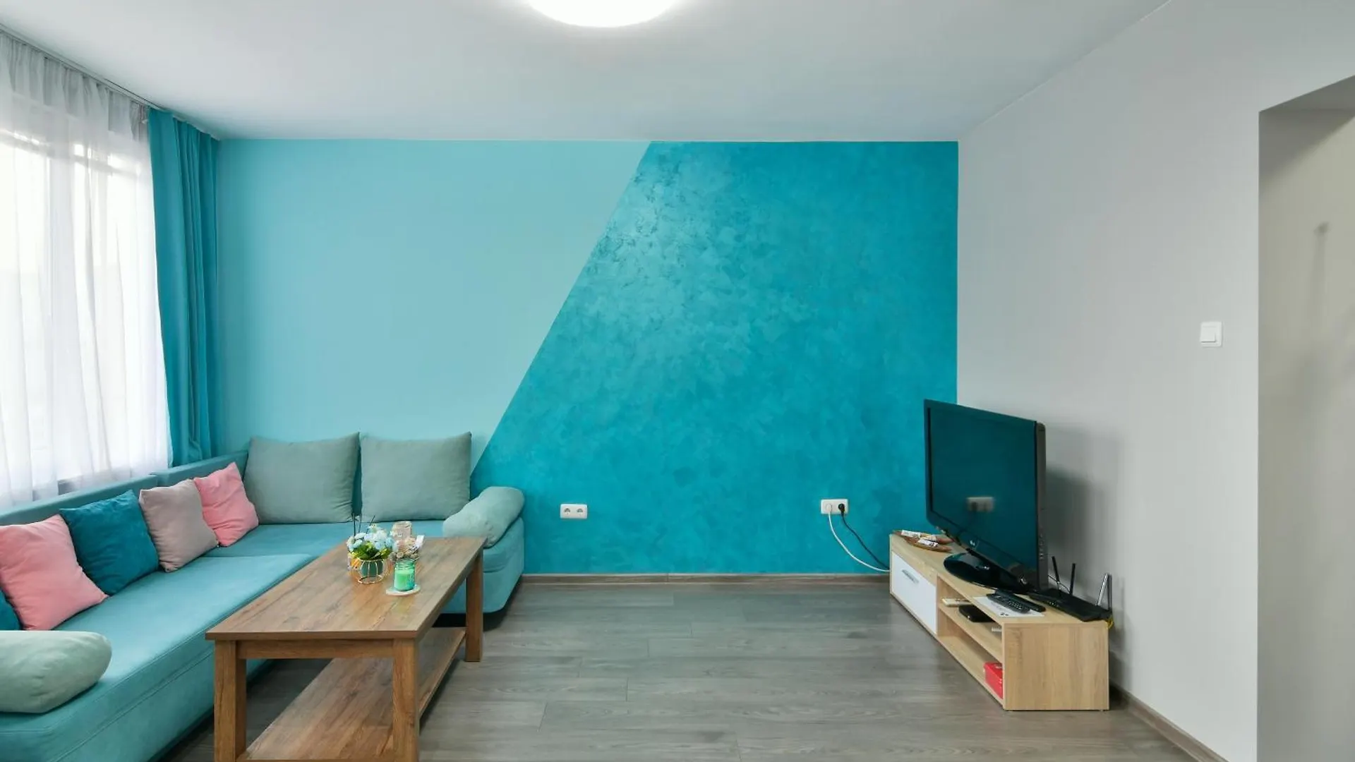 By The Sea - Central With Free Parking Varna 0*,  Bulgaria